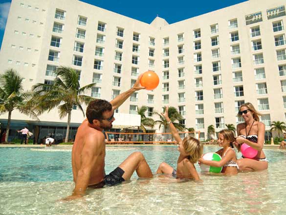 Destination-Cancun-Sunset-Royal-Beach-Resort-3