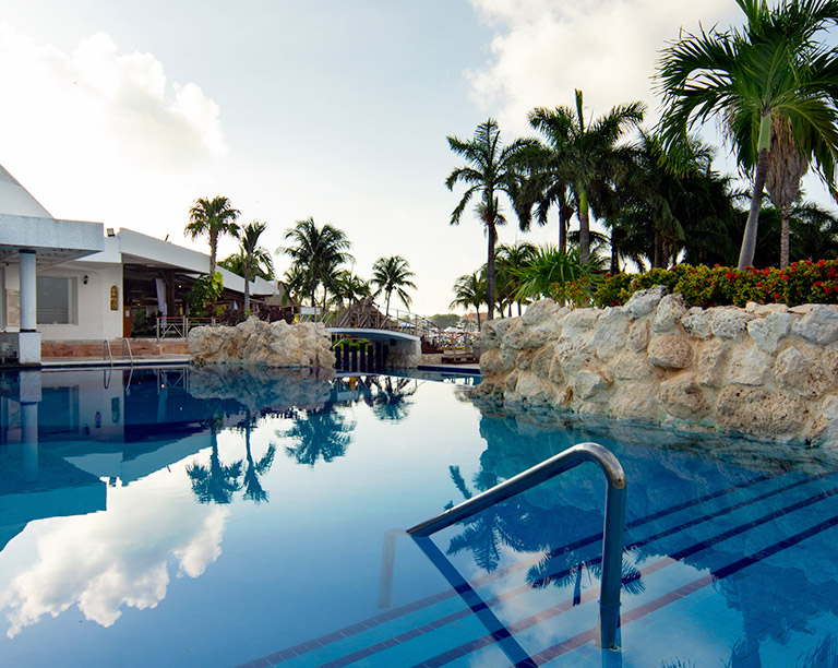 Sunset World Resorts & Vacations Experiences – Resorts | Explore Sunset Marina Resort & Yacht Club