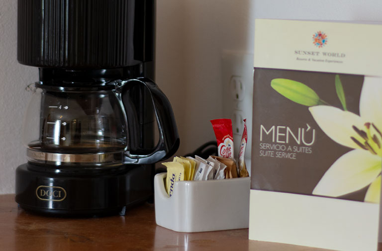 Sunset World Resorts & Vacations Experiences – Resorts | Sunset Royal Beach Resort – Studio Suite