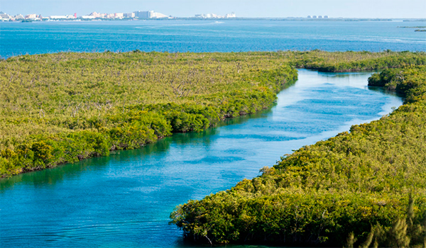 Nichupté Lagoon: Beautiful Caribbean Place