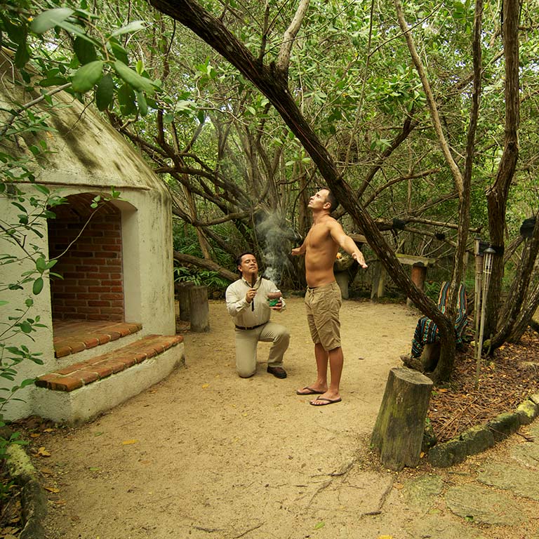 Temazcal: un antiguo ritual maya en Hacienda Tres Rios